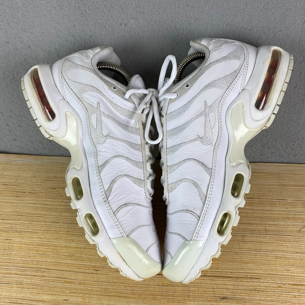 Nike Air Max Plus TN Mens 8 US Triple White Leather Athletic Sneaker Shoe - Picture 7 of 13